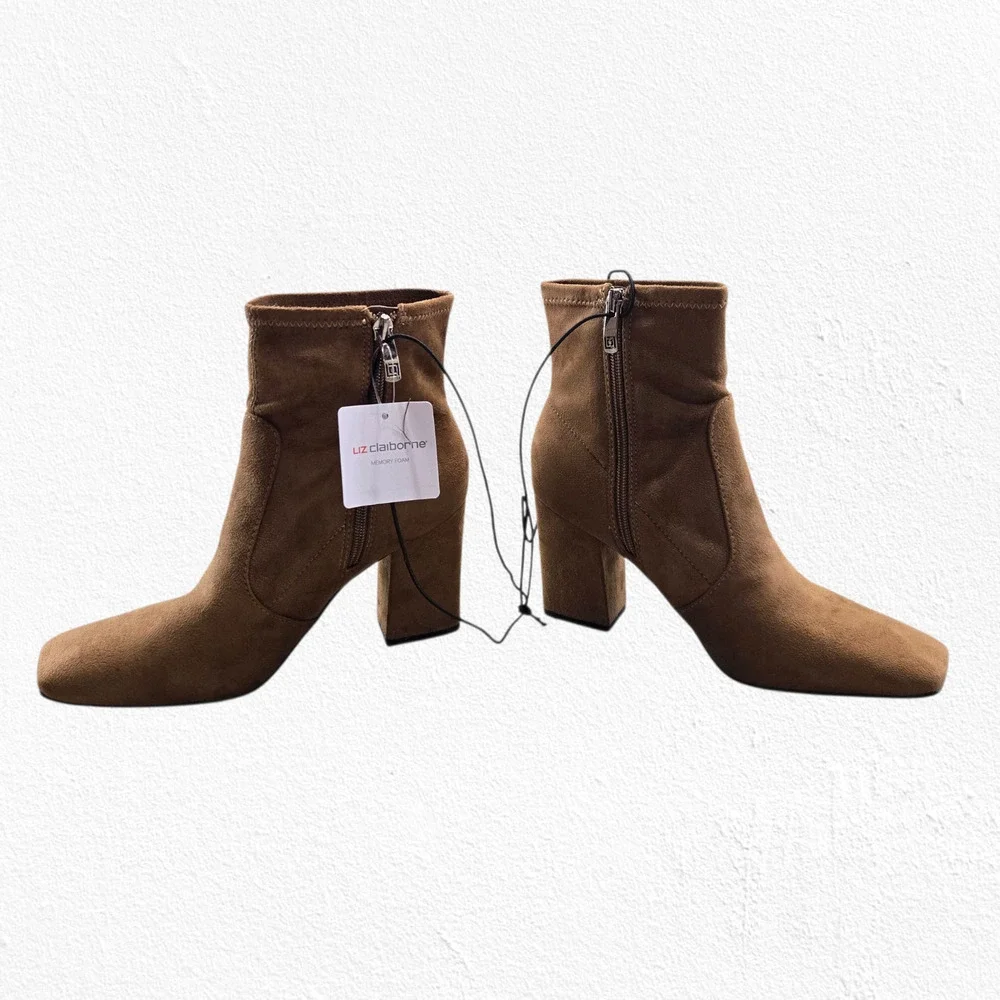 Liz Claiborne Tan Faux Suede Ankle Booties Block Heel 8.5 LC Karder NIB Zip Shoe